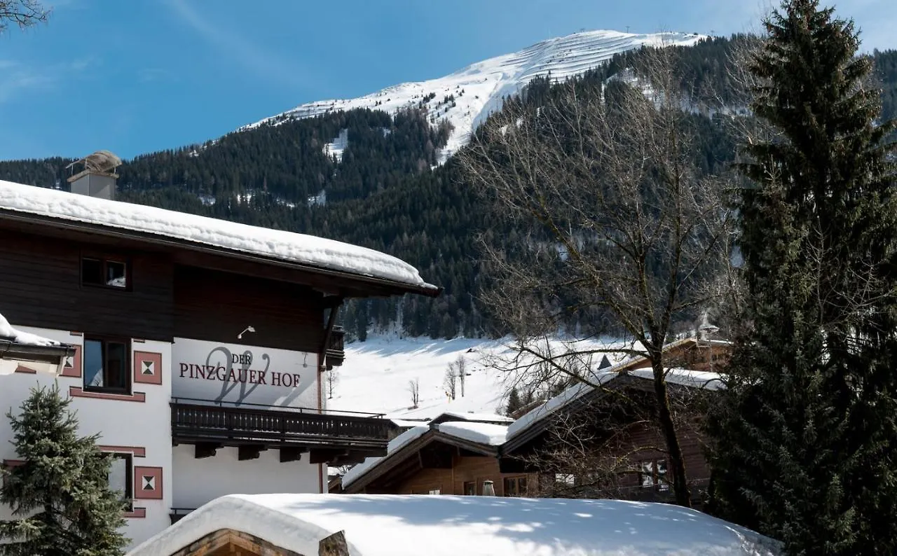 Hotel Pinzgauerhof Ski & Bike - Inclusive Evening Dinner Saalbach-Hinterglemm 3*,